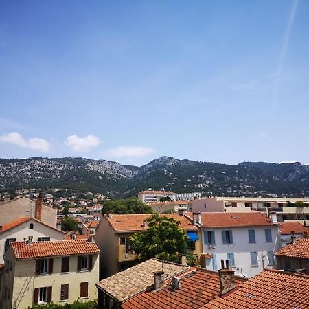 Appartement Proche Centre Ville, Port, Et Mont Faron Toulon Bagian luar foto