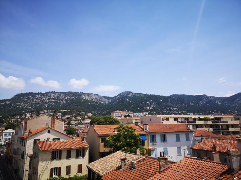 Appartement Proche Centre Ville, Port, Et Mont Faron Toulon Bagian luar foto